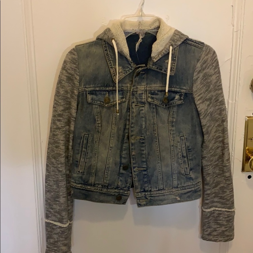 jean jacket with grey heather Cotton sleeves